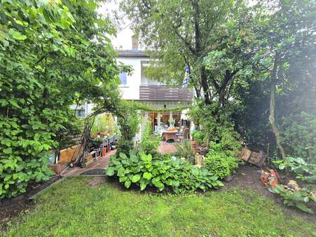 Ansicht Haus vom Garten Ansicht Haus vom Garten - Reihenmittelhaus in 63263 Neu-Isenburg mit 130m² kaufen