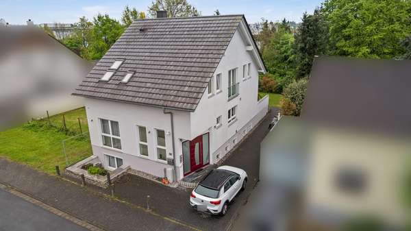 Außenansicht Außenansicht - Einfamilienhaus in 63329 Egelsbach mit 190m² kaufen