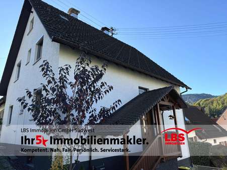 Hausansicht Hausansicht - Einfamilienhaus in 76596 Forbach mit 149m² kaufen