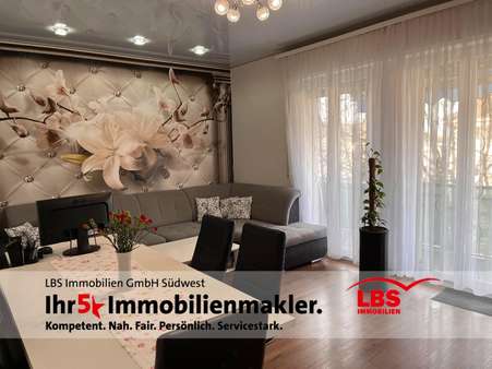 Wohnzimmer Wohnzimmer - Etagenwohnung in 76532 Baden-Baden mit 107m² kaufen