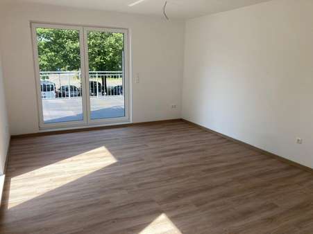 Beispiel Wohnraum - Penthouse-Wohnung in 26125 Oldenburg mit 77m² als Kapitalanlage kaufen