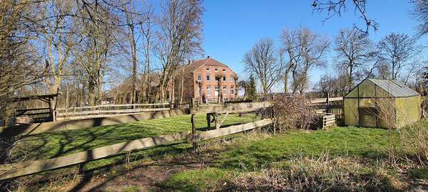 Blick zum Haupthaus - Landhaus in 26831 Bunde mit 222m² kaufen