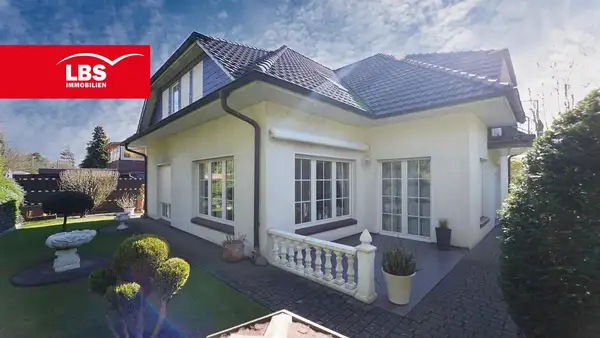 „Die Gelegenheit‘‘ Zweifamilienhaus in Top-Lage von Delmenhorst 