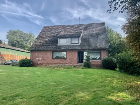 Gnarrenburg! Pittoresker Resthof auf Traumgrundstück mit ca. 13.200 m²!
