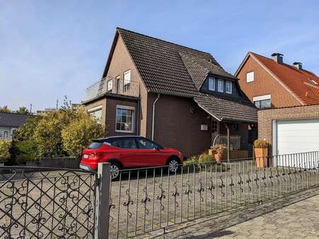 Nordansicht - Einfamilienhaus in 38448 Wolfsburg mit 101m² kaufen