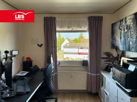 Büro/Kinderzimmer Büro/Kinderzimmer - Etagenwohnung in 38302 Wolfenbüttel mit 76m² kaufen