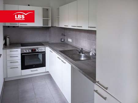 Neue EBK aus 2018 - Erdgeschosswohnung in 38444 Wolfsburg mit 79m² kaufen