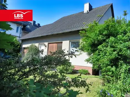 Solides Einfamilienhaus inmitten bester Infrastruktur 