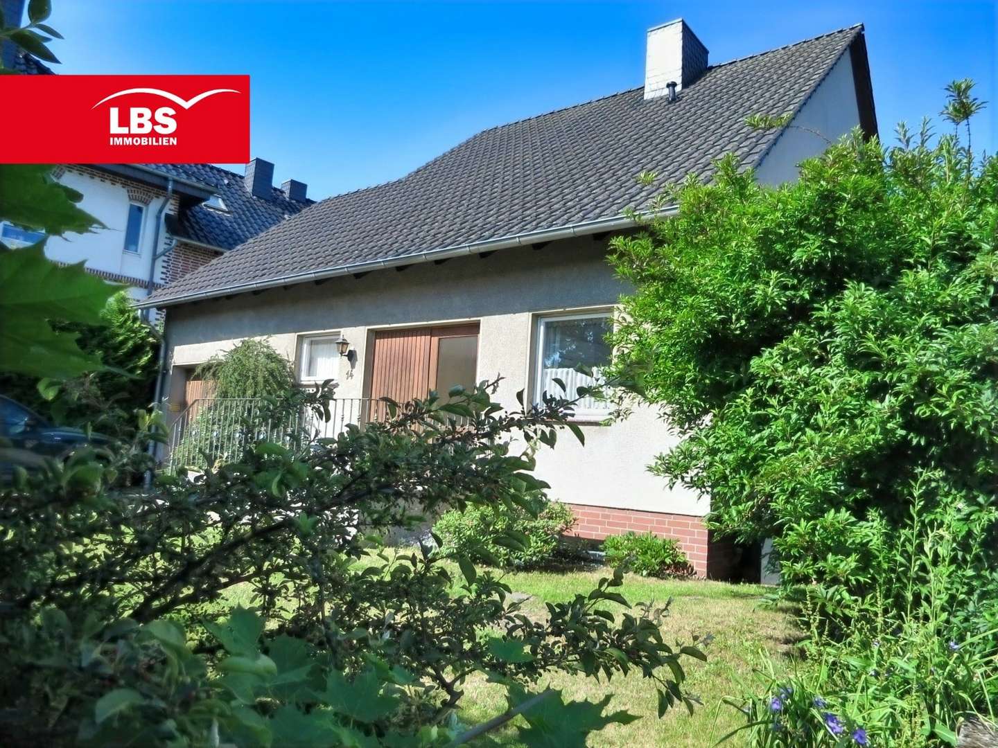 Hausvorderseite - Einfamilienhaus in 38442 Wolfsburg mit 118m² kaufen