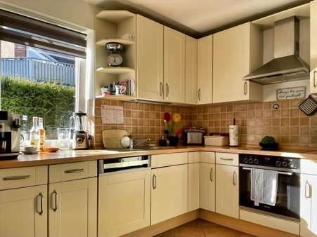 Einbauküche - Erdgeschosswohnung in 21335 Lüneburg mit 91m² kaufen