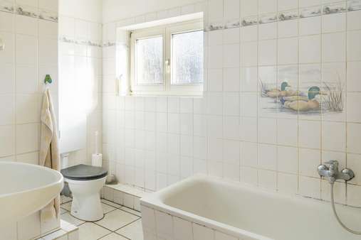 Badezimmer im EG - Einfamilienhaus in 21516 Woltersdorf mit 151m² kaufen