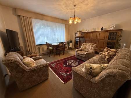 Wohnzimmer - Einfamilienhaus in 31008 Elze mit 190m² kaufen