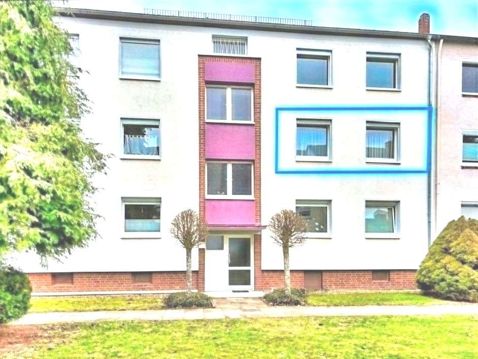 Hausfront Hausfront - Etagenwohnung in 31787 Hameln mit 70m² kaufen
