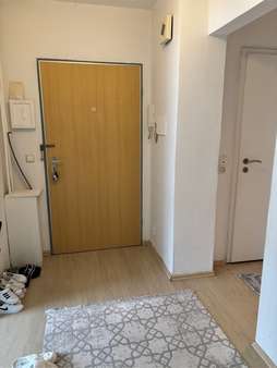 Flur2 Flur2 - Etagenwohnung in 31787 Hameln mit 70m² kaufen