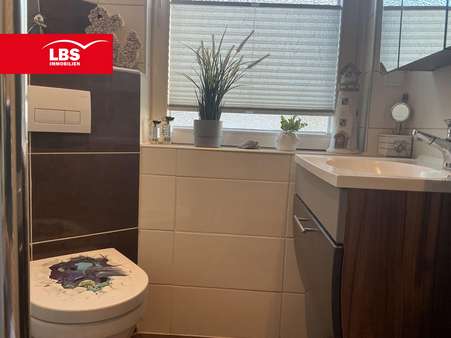 Bad - Etagenwohnung in 30823 Garbsen mit 74m² kaufen