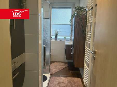 Bad - Etagenwohnung in 30823 Garbsen mit 74m² kaufen