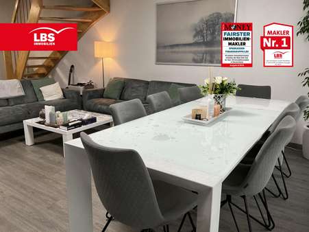 Wohnzimmer - Reihenmittelhaus in 30823 Garbsen mit 121m² kaufen