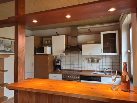 193m² Familienglück - Zweifamilienhaus mit schönem Garten in Schwimmbadnähe