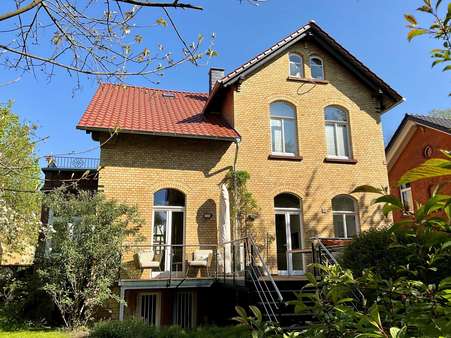 Hausansicht süd - Villa in 37083 Göttingen mit 250m² kaufen