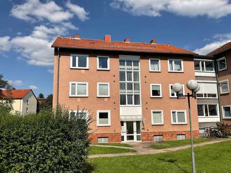 Hausansicht - Etagenwohnung in 37081 Göttingen mit 65m² kaufen