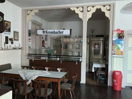 Theke in der Gaststube - Mehrfamilienhaus in 37191 Katlenburg-Lindau mit 152m² kaufen
