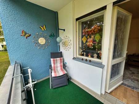 Balkon Balkon - Etagenwohnung in 13437 Berlin mit 53m² kaufen