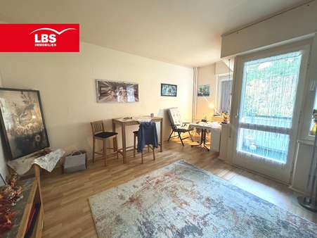 Wohnzimmer Wohnzimmer - Etagenwohnung in 13437 Berlin mit 53m² kaufen