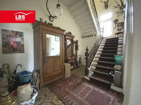 Diele EG Diele EG - Villa in 49393 Lohne mit 156m² kaufen