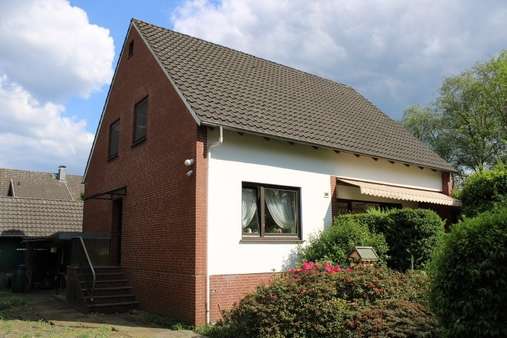 Außenansicht - Einfamilienhaus in 28879 Grasberg mit 138m² kaufen