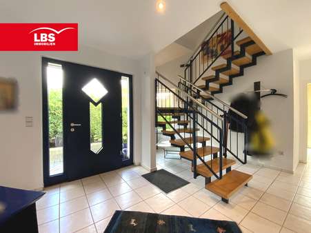 Flur Erdgeschoss Flur Erdgeschoss - Einfamilienhaus in 49356 Diepholz mit 150m² kaufen