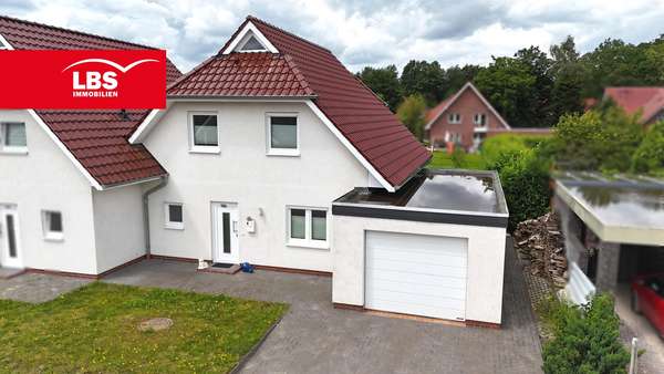 Ansicht Süd - Doppelhaushälfte in 26169 Friesoythe mit 108m² kaufen
