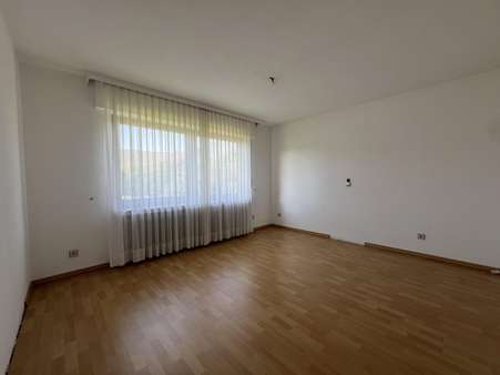 Schlafzimmer EG - Zweifamilienhaus in 49205 Hasbergen mit 197m² kaufen