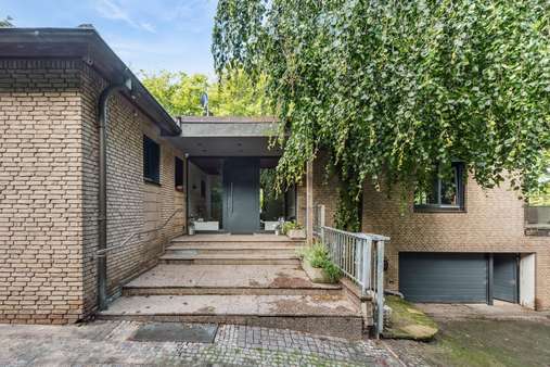 Eingangsbereich - Einfamilienhaus in 49082 Osnabrück mit 328m² kaufen
