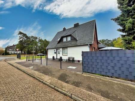 Außenansicht 2 Außenansicht 2 - Einfamilienhaus in 49393 Lohne mit 143m² kaufen
