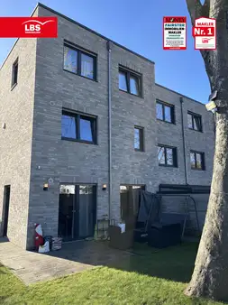 Traumhaftes junges (Erstbezug 2021)  Einfamilienhaus/DHH, sofort beziehbar!