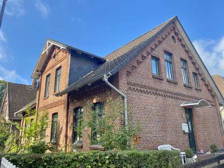 Seitenansicht - Mehrfamilienhaus in 21614 Buxtehude mit 207m² kaufen