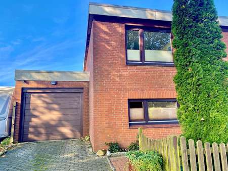 Garage - Doppelhaushälfte in 21614 Buxtehude mit 102m² kaufen