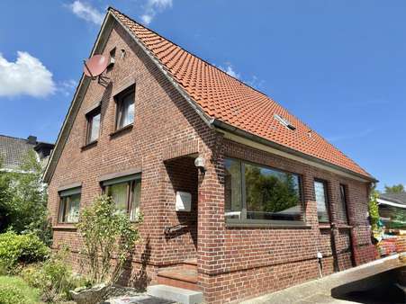 Seitenansicht Seitenansicht - Einfamilienhaus in 21614 Buxtehude mit 123m² kaufen