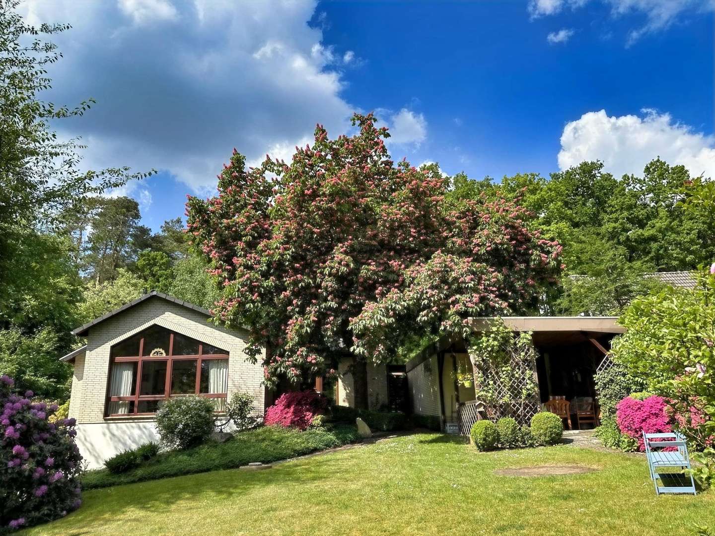 Ansicht Gartenseite - Bungalow in 21244 Buchholz mit 132m² kaufen