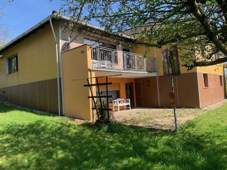 3 3 - Bungalow in 37635 Lüerdissen mit 157m² kaufen