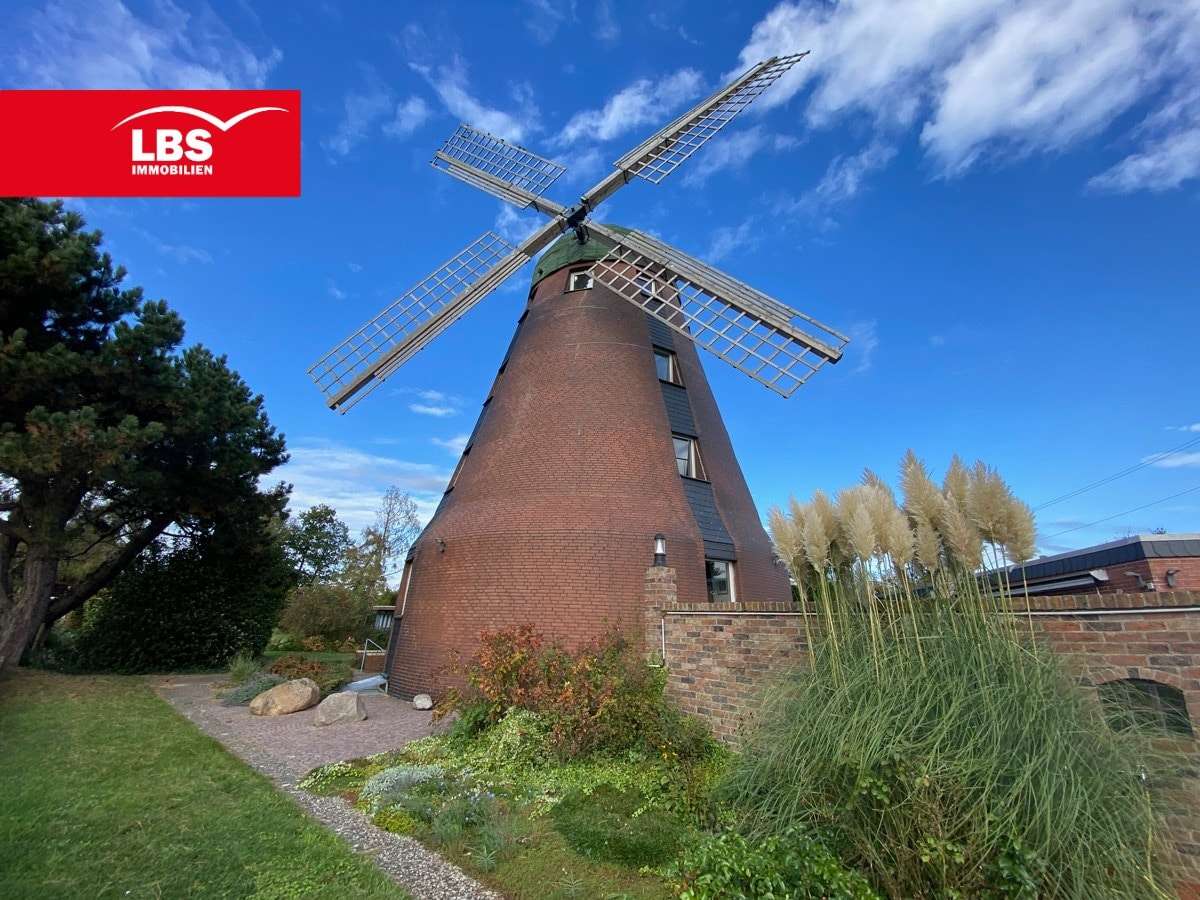 Hausansicht Hausansicht - Zweifamilienhaus in 31228 Peine mit 240m² kaufen