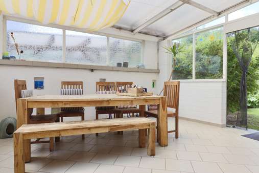 Wintergarten - EG HH - Zweifamilienhaus in 90537 Feucht mit 186m² kaufen
