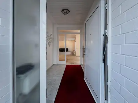 Exklusive Lage! Zeitloses Design!