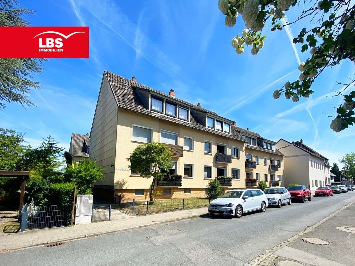 Hausansicht Hausansicht - Erdgeschosswohnung in 38122 Braunschweig mit 66m² kaufen