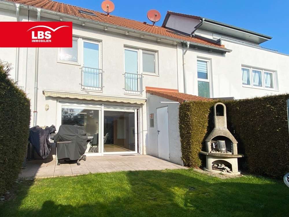 Hausansicht Hausansicht - Reihenmittelhaus in 30419 Hannover mit 145m² kaufen