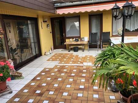 3 3 - Mehrfamilienhaus in 37697 Lauenförde mit 380m² kaufen