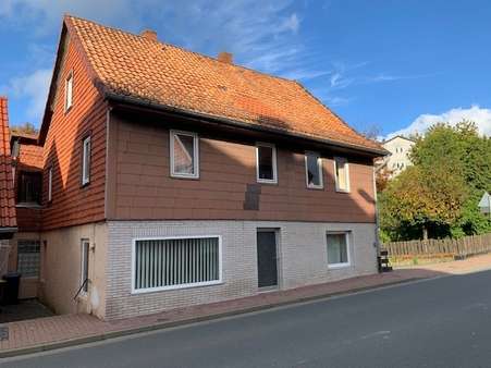 2 2 - Mehrfamilienhaus in 31073 Delligsen mit 105m² kaufen