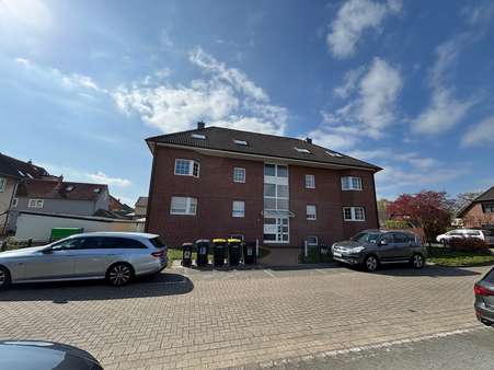 Hauseingang - Mehrfamilienhaus in 30855 Langenhagen mit 460m² kaufen