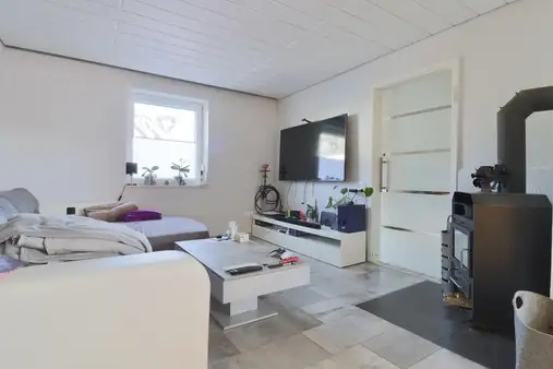 Gepflegtes Reihenmittelhaus mit Platz für die ganze Familie in Windhausen!