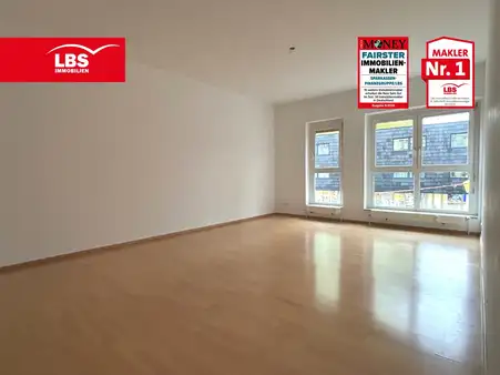 Spacious 3-4 room apartment in the heart of Berlin